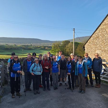 Old School House - Yorkshire Three Peaks Challenge Weathercote エクステリア 写真